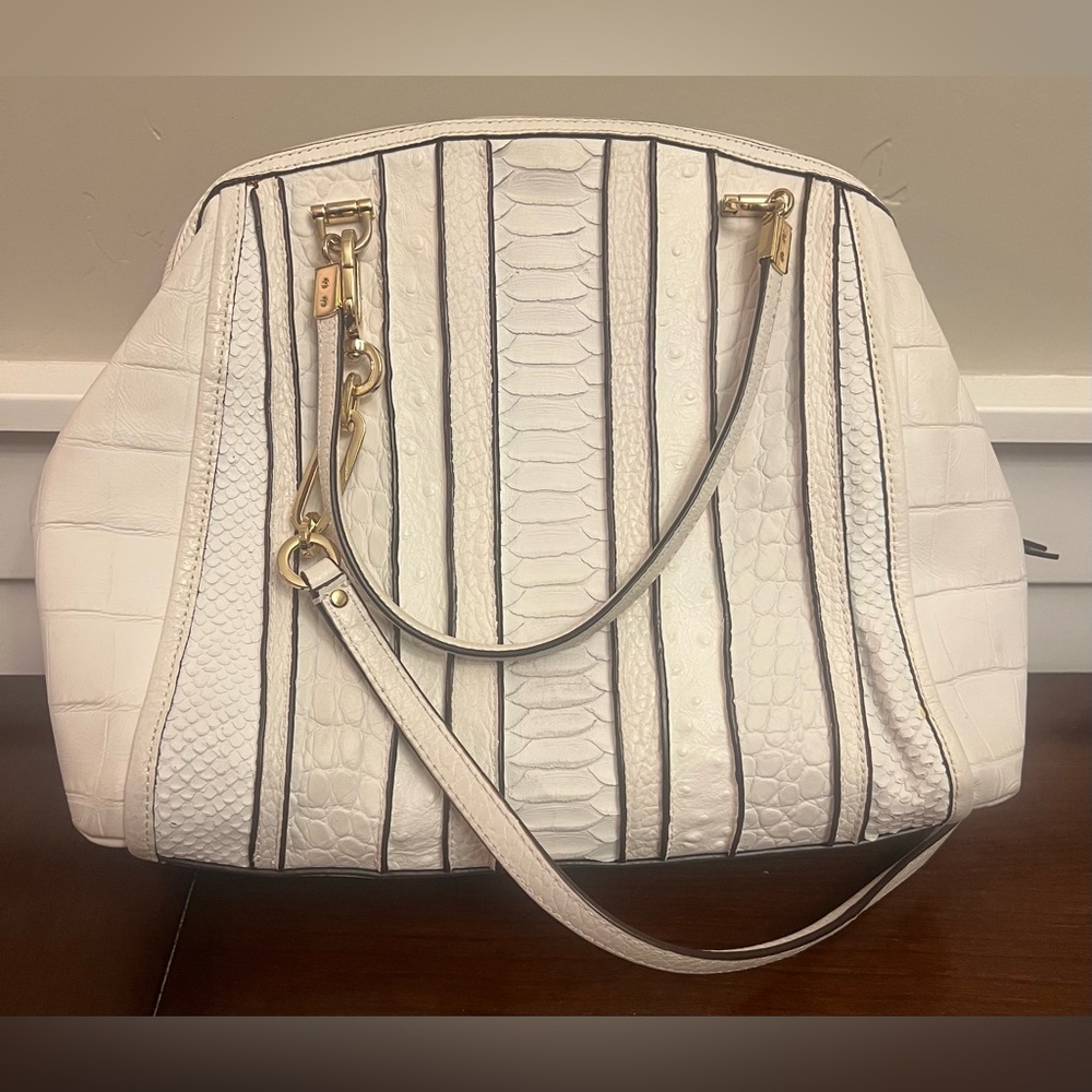 Rare Find- NWT Coach Madison Domed Satchel in Exotic Stripe Leather - Picture 7 of 13